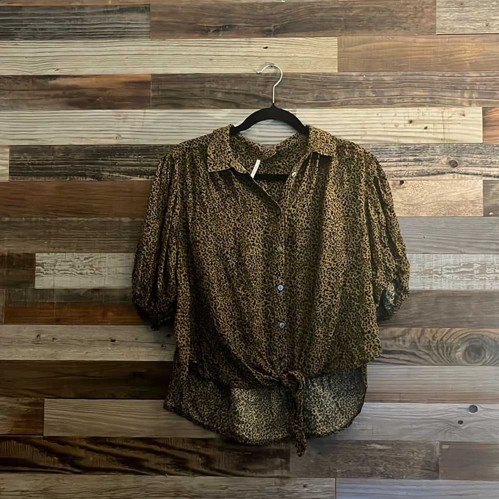 Free people cheetah print tie front top